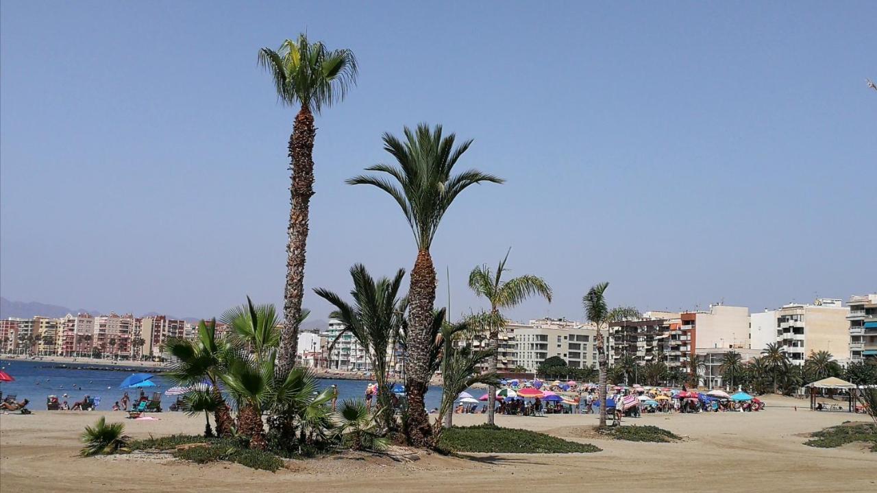 La Colonia Playa * Aguilas